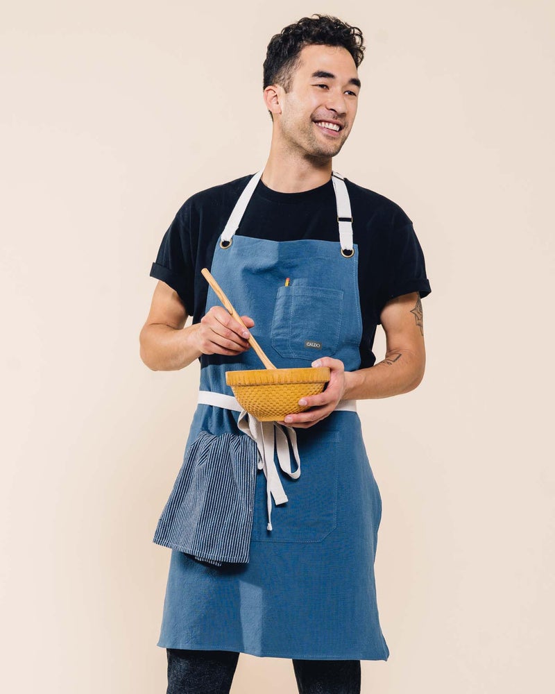 Caldo Linen Kitchen Apron for Cooking- Mens and Womens Linen Bib Apron for Professional Chef, Server, or Barista- Adjustable with Pockets (Vintage Blue) - Image 3